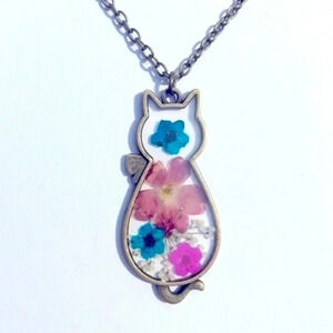 Cute Colorful Kitty Cat Flower Necklace NWT